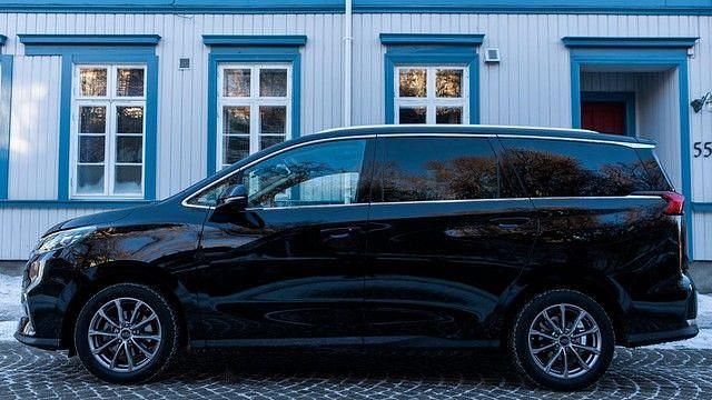 Gebraucht Maxus EG50 130 kW (177 PS) 2023 Schwarz Van / Kleinbus