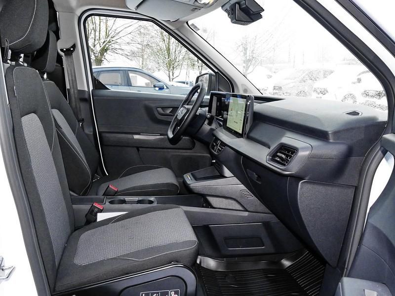 Neu Ford E-Transit Trend 100 kW (136 PS) 2026 Weiß Van