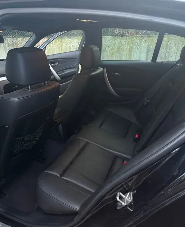 Gebraucht BMW 123 M Sport 204 PS (150 kW) 2011 Schwarz Kleinwagen