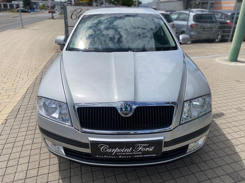 Gebraucht Skoda Octavia Elegance 116 PS (85 kW) 2005 Silber Limousine
