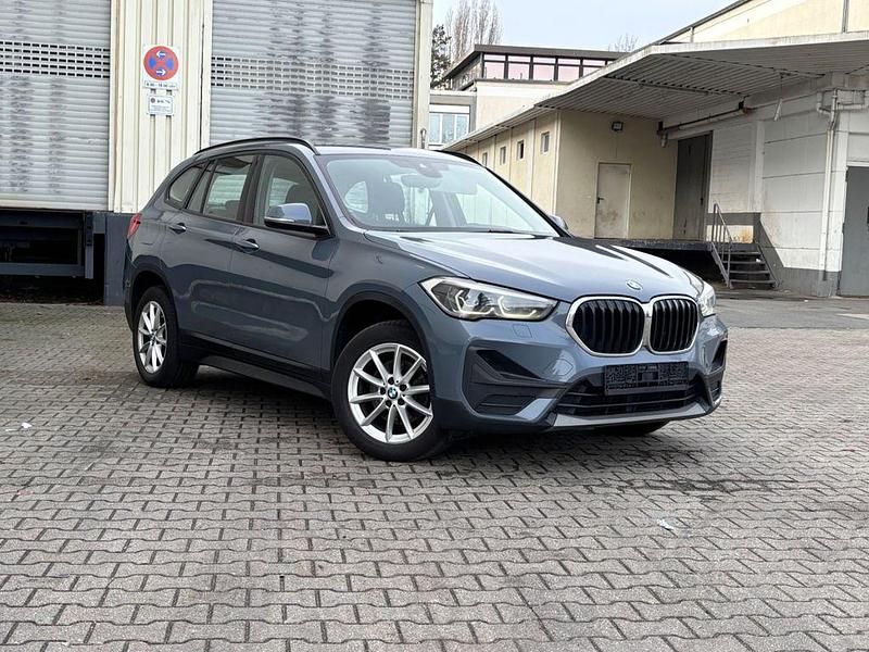 Gebraucht BMW X1 Advantage 150 PS (110 kW) 2019 Grau SUV