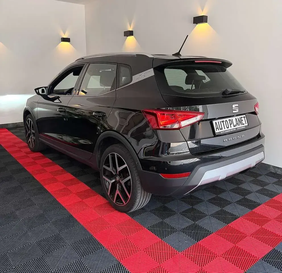 Gebraucht Seat Arona XCELLENCE 116 PS (85 kW) 2018 Schwarz SUV