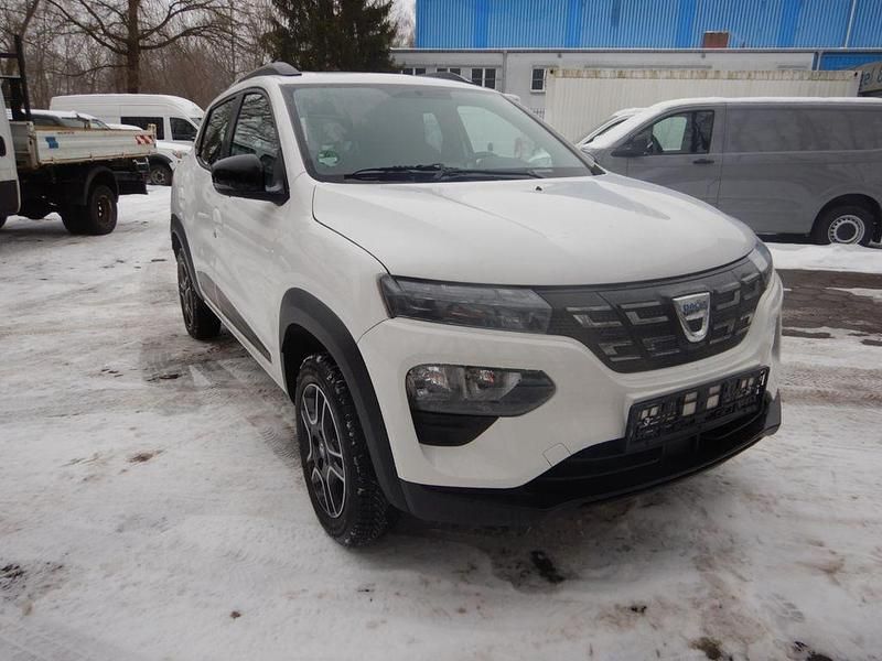 Gebraucht Dacia Spring Comfort Plus 33 kW (45 PS) 2022 Weiß Kleinwagen