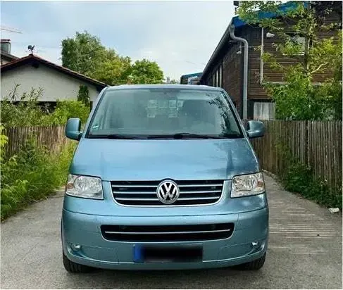 Gebraucht VW Multivan 131 PS (96 kW) 2008 Andere farben Van / Kleinbus