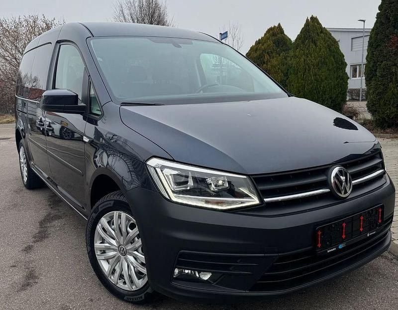 Gebraucht VW Caddy Maxi 150 PS (110 kW) 2020 Starlight blue metallic Van / Kleinbus