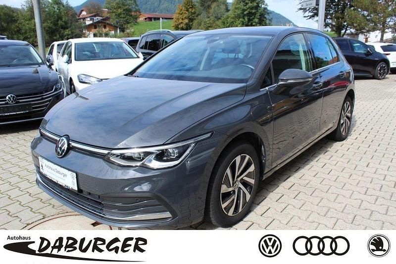 Uranograu Gebraucht 2022 VW Golf VIII Style Limousine | 20.990 € (Superpreis) - Bild 1/4