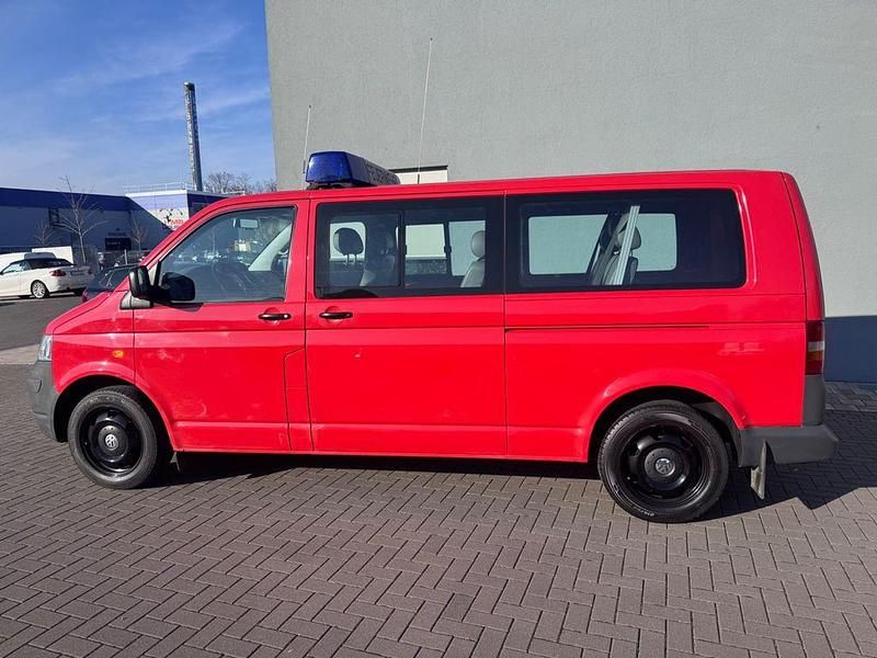 Gebraucht VW T5 131 PS (96 kW) 2004 Rot Van