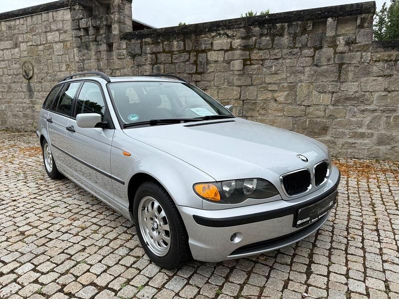 Grau Gebraucht 2005 BMW 316 Sport Line Kombi | 3.999 € (Teuer) - Bild 1/4