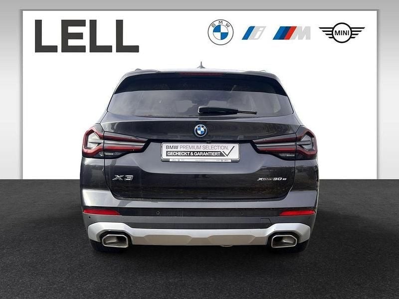 Gebraucht BMW X3 Sport Line 184 PS (135 kW) 2022 Grau SUV