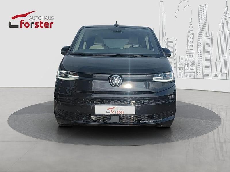Gebraucht VW Multivan 150 PS (110 kW) 2024 Deep black Van