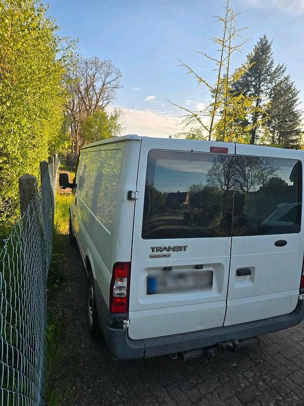 Second-hand Ford Transit 86 CP (63 kW) 2010 Alb