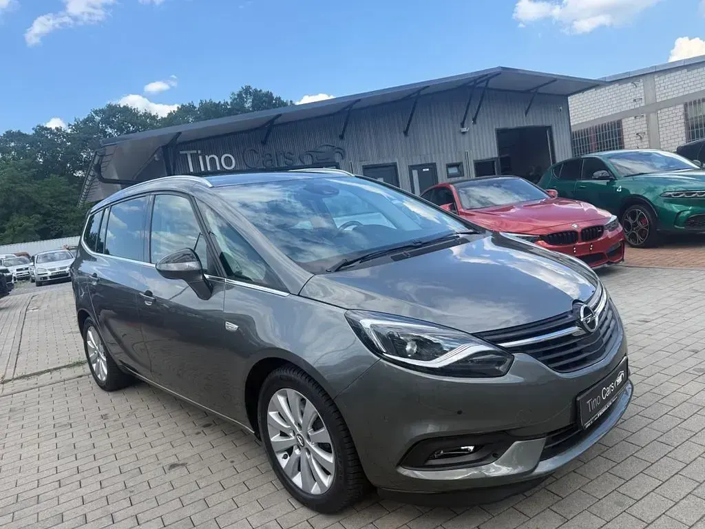 Gebraucht Opel Zafira Innovation 140 PS (102 kW) 2016 Grau Van / Kleinbus