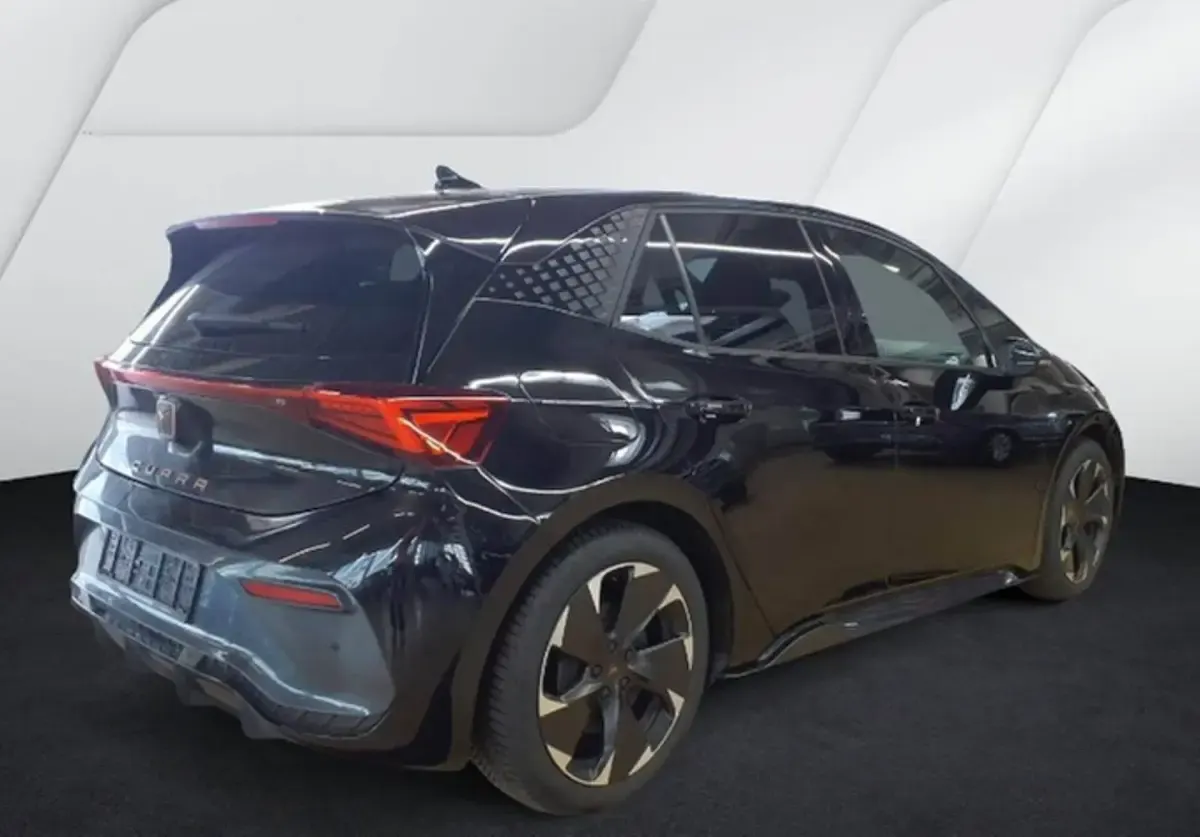 Gebraucht Cupra Born 169 kW (231 PS) 2025 Schwarz Kleinwagen