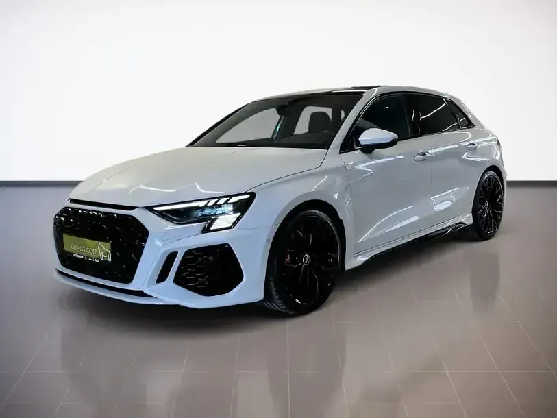 Gebraucht Audi RS3 Sportback Ambiente 400 PS (294 kW) 2022 Weiss Kleinwagen