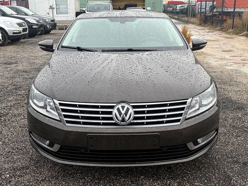 Gebraucht VW Passat 140 PS (102 kW) 2013 Schwarz Limousine
