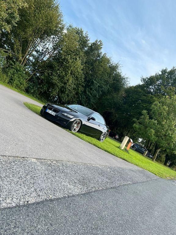 Gebraucht BMW 325 Cabriolet Sport Line 218 PS (160 kW) 2007 Schwarz Cabrio