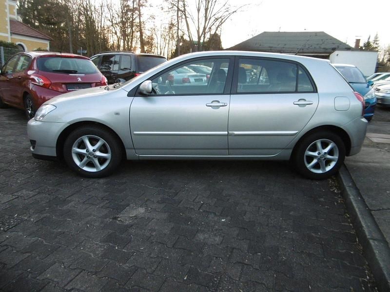 Gebraucht Toyota Corolla Sol 110 PS (80 kW) 2006 Silber Limousine