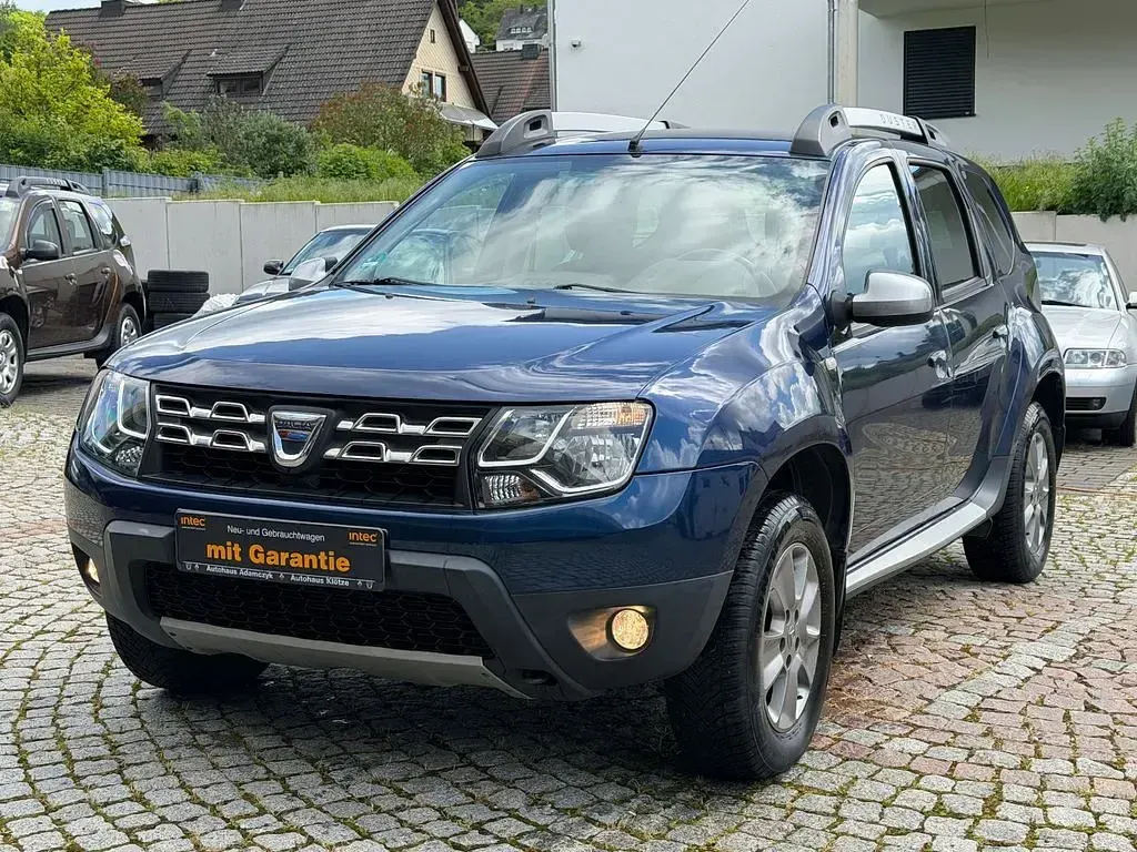 Używany Dacia Duster Lauréate 114 KM (83 kW) 2016 Niebieski SUV