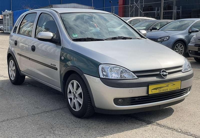 Gebraucht Opel Corsa Comfort 75 PS (55 kW) 2000 Silber Limousine