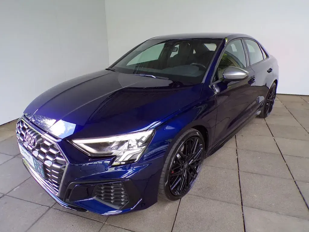 Gebraucht Audi S3 Ambiente 310 PS (228 kW) 2021 Blau Limousine