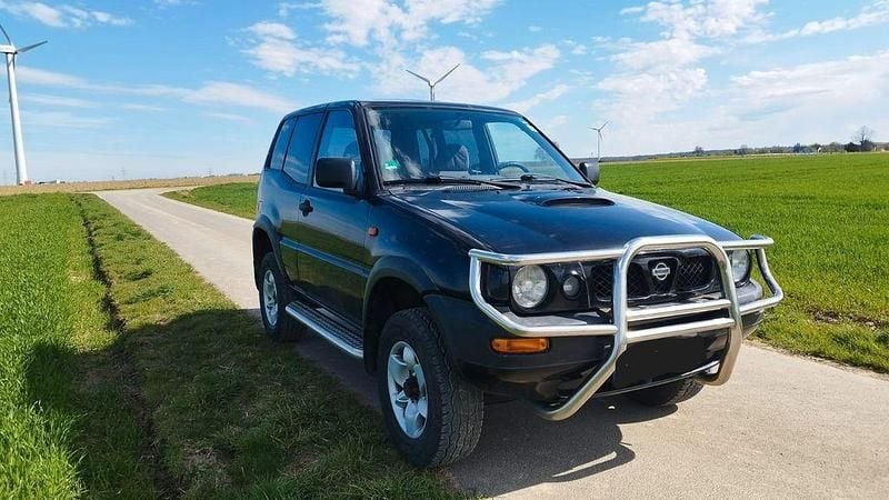 Gebraucht Nissan Terrano 116 PS (85 kW) 1997 Schwarz SUV