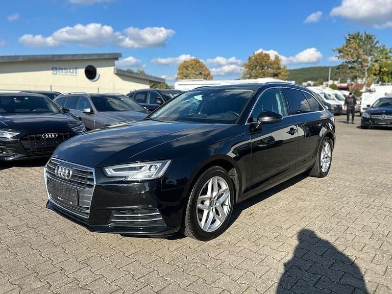 Schwarz Gebraucht 2016 Audi A4 Sport Kombi | 9.950 € - Bild 1/4