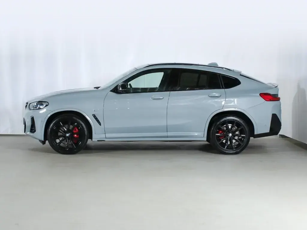 Gebraucht BMW X4 M Sport 360 PS (264 kW) 2022 Grau SUV