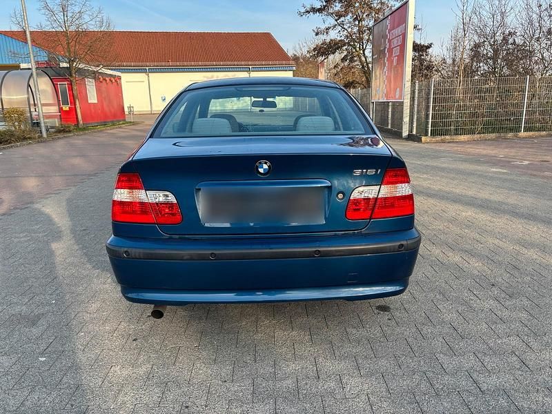 Gebraucht BMW 316 116 PS (85 kW) 2003 Blau Limousine