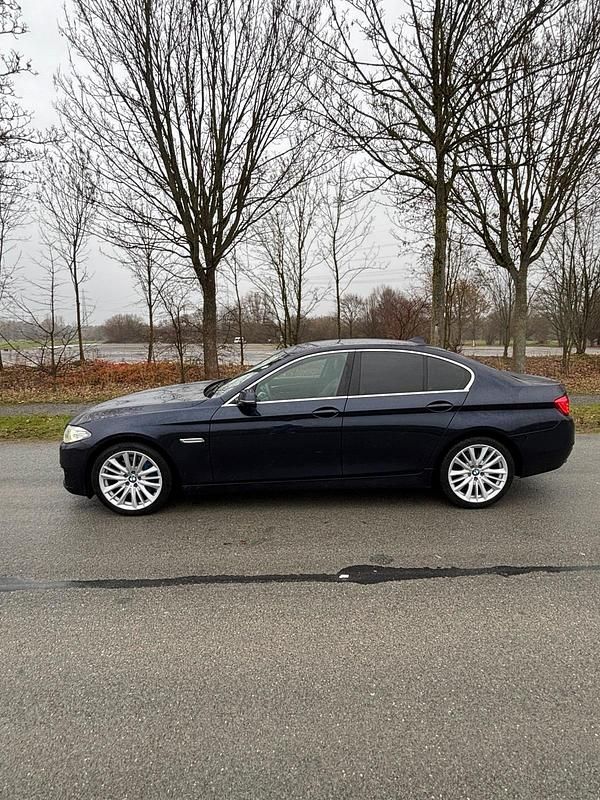 Gebraucht BMW 525 218 PS (160 kW) 2013 Schwarz Limousine