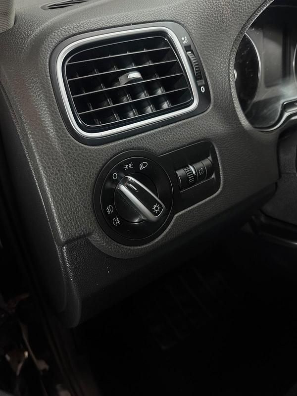 Gebraucht VW Polo Cross 105 PS (77 kW) 2011 Schwarz Kleinwagen