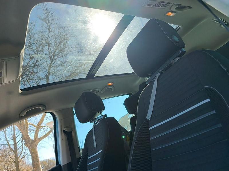 Gebraucht VW Sharan Cup 140 PS (102 kW) 2014 Grau Van / Kleinbus