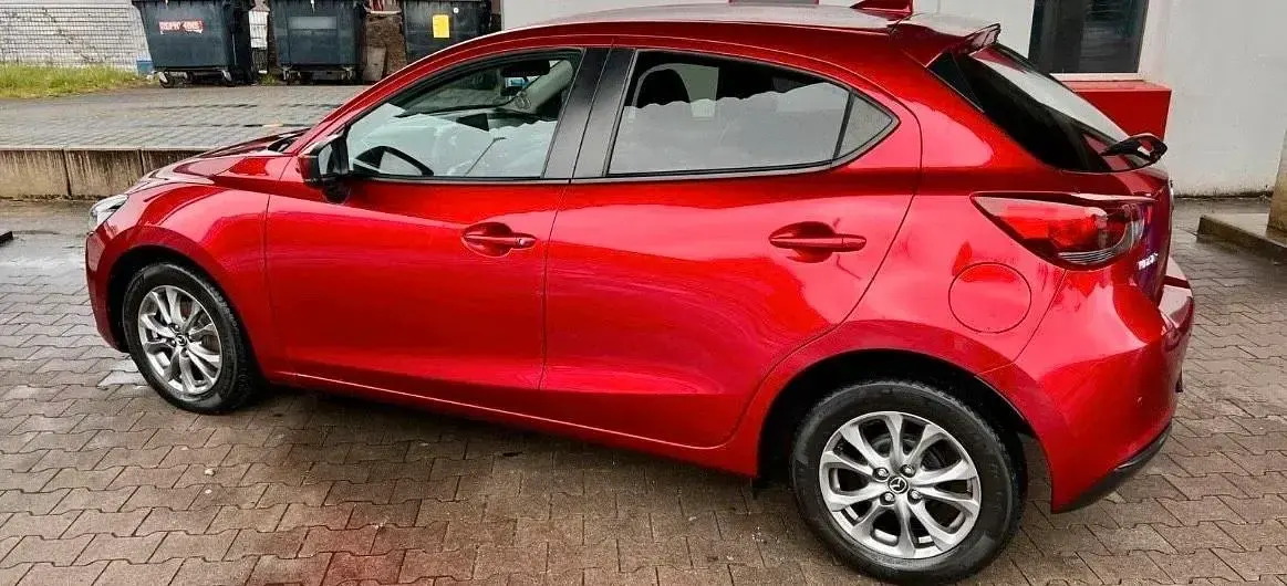 Gebraucht Mazda 2 90 PS (66 kW) 2021 Rot Kleinwagen