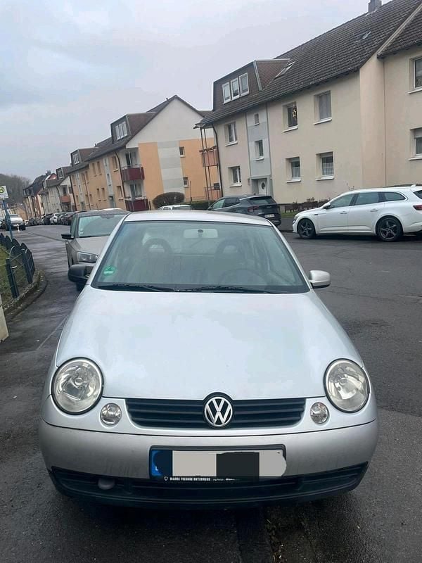 Silber Gebraucht 2002 VW Lupo Kleinwagen | 785 € (Guter Preis) - Bild 1/4