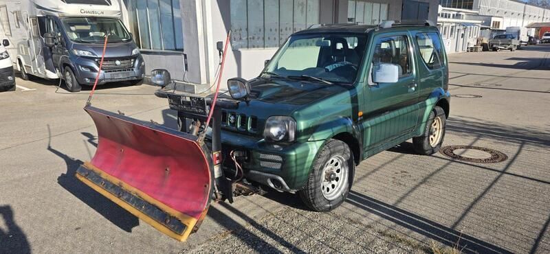 Grün Gebraucht 2010 Suzuki Jimny SUV | 13.800 € - Bild 1/4