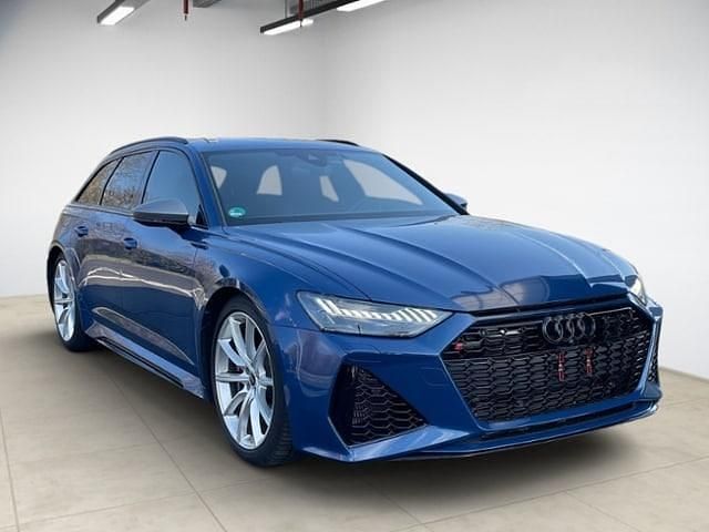 Second-hand Audi RS6 Performance 630 CP (463 kW) 2025 Albastru Break