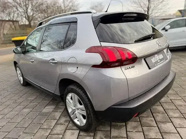 Gebraucht Peugeot 2008 131 PS (96 kW) 2019 Grau SUV