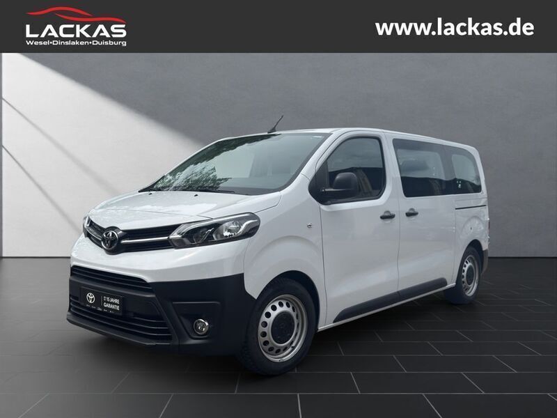 Icy white Gebraucht 2024 Toyota Proace Comfort Van | 32.490 € (Superpreis) - Bild 1/4