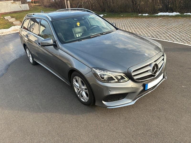 Gebraucht Mercedes E350 258 PS (189 kW) 2016 Grau Kombi