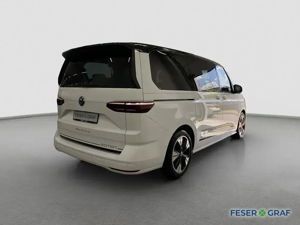 Gebraucht VW Multivan Life 150 PS (110 kW) 2025 Weiß Van / Kleinbus