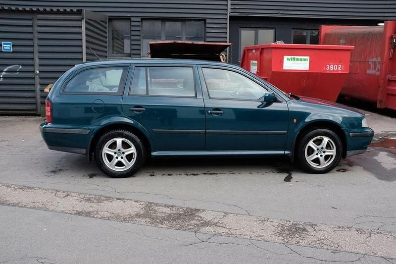 Gebraucht Skoda Octavia 101 PS (74 kW) 1999 Grün Kombi