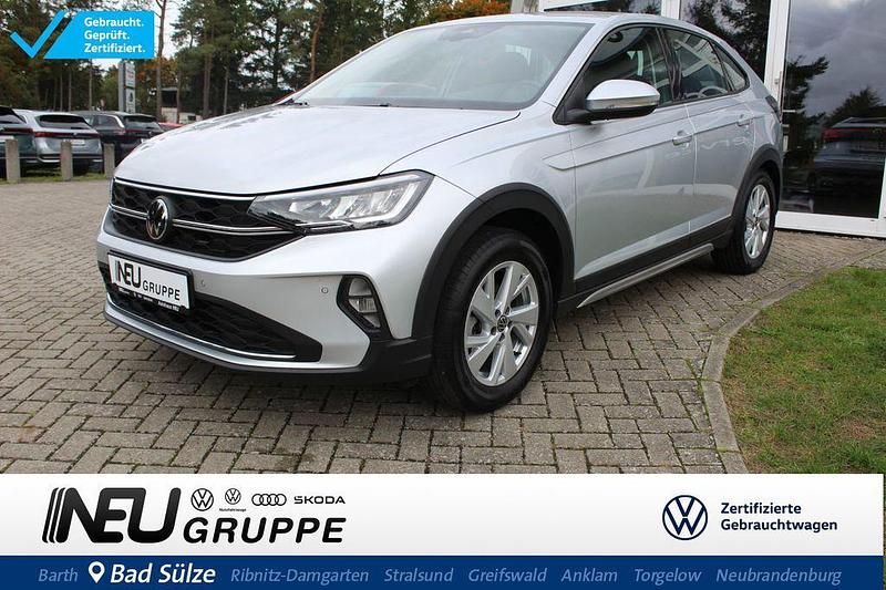 Reflexsilber metallic Gebraucht 2024 VW Taigo Life SUV | 19.289 € (Superpreis) - Bild 1/4