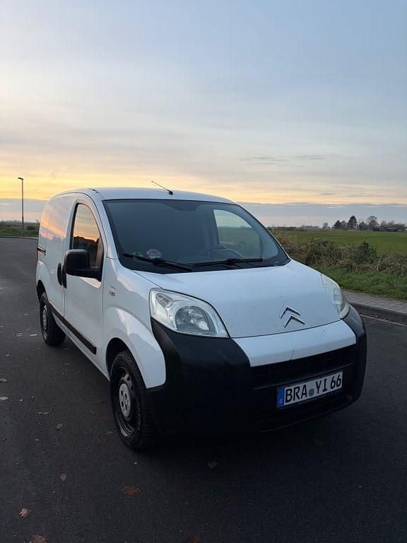 Weiß Gebraucht 2010 Citroën Nemo Van | 3.690 € (Fairer Preis) - Bild 1/4
