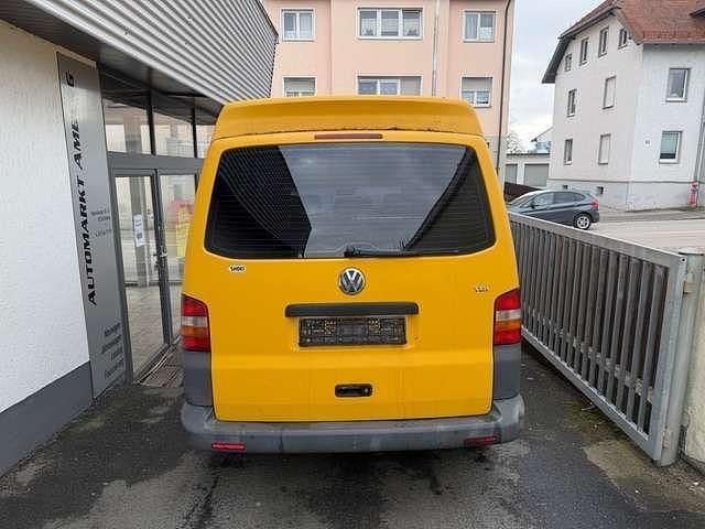 Second-hand VW Transporter 86 CP (63 kW) 2005 Galben Van