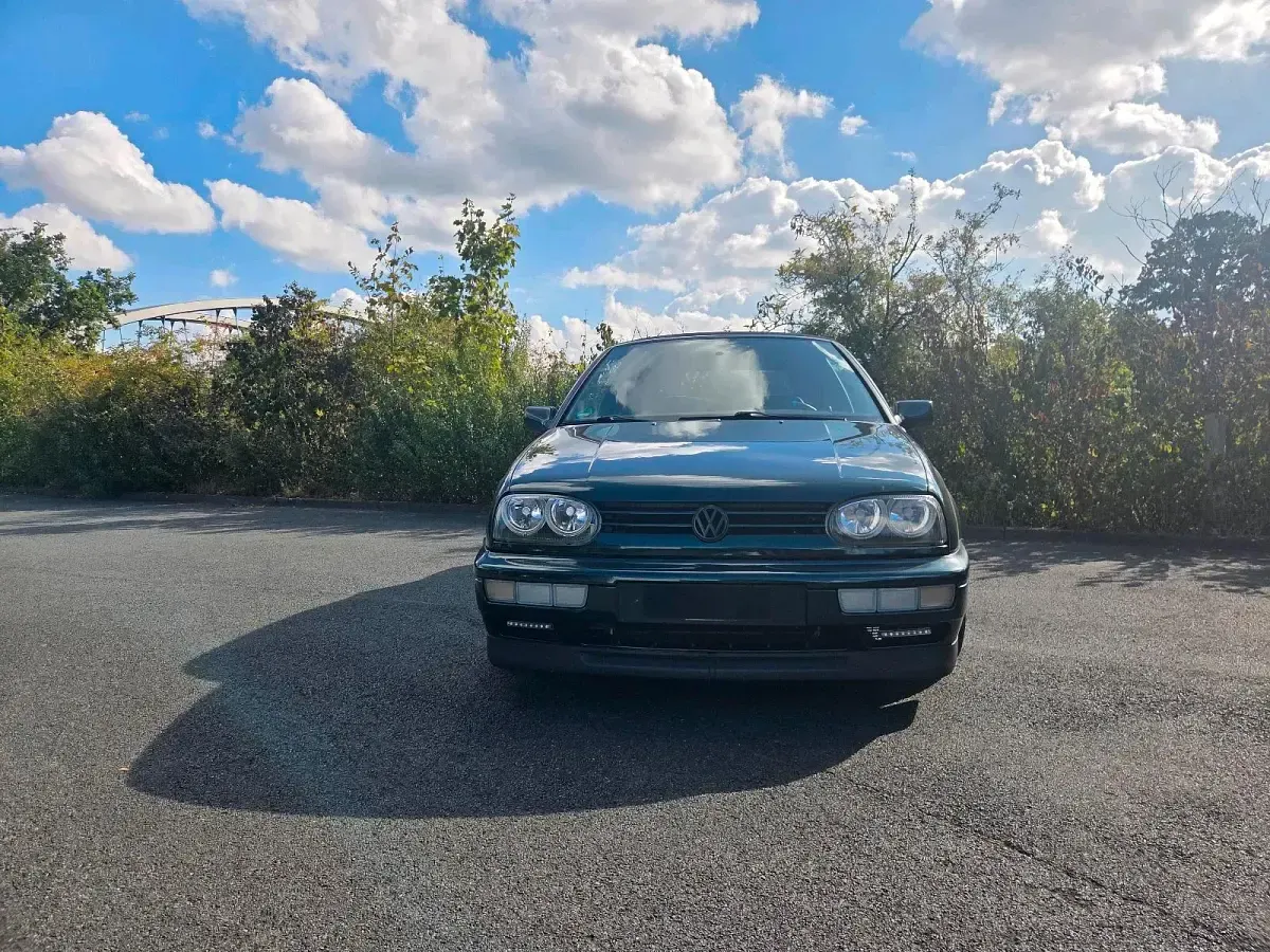 Gebraucht VW Golf Cabriolet 90 PS (66 kW) 1996 Grün Cabrio