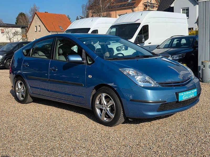 Gebraucht Toyota Prius 111 PS (81 kW) 2005 Blau Kleinwagen