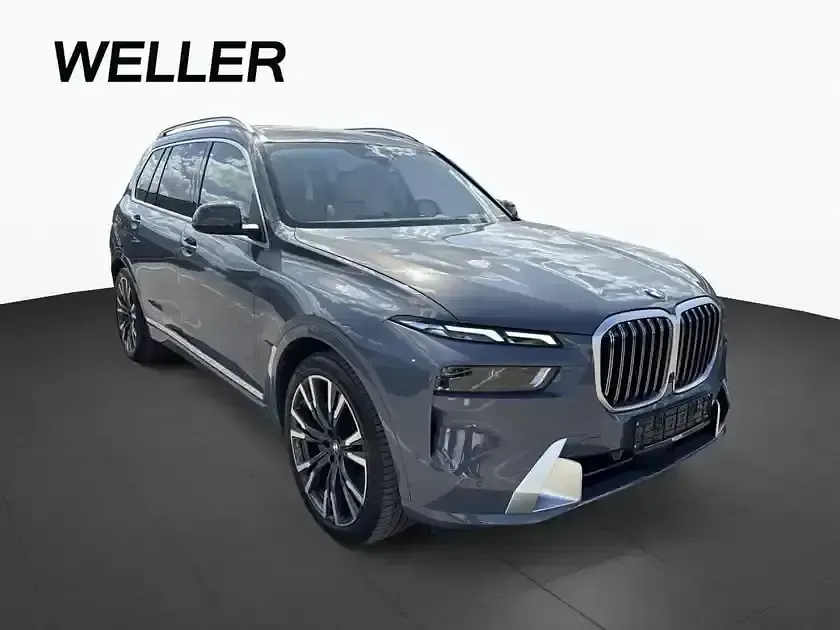 Gebraucht BMW X7 Comfort Edition 352 PS (258 kW) 2023 Sparkling kupfergrau (grau) SUV