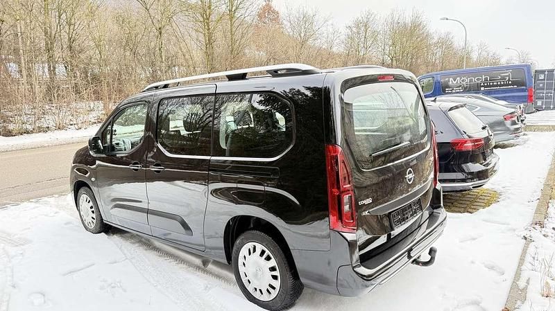 Gebraucht Opel Combo Edition 110 PS (80 kW) 2020 Nacht schwarz/noir onyx Van / Kleinbus