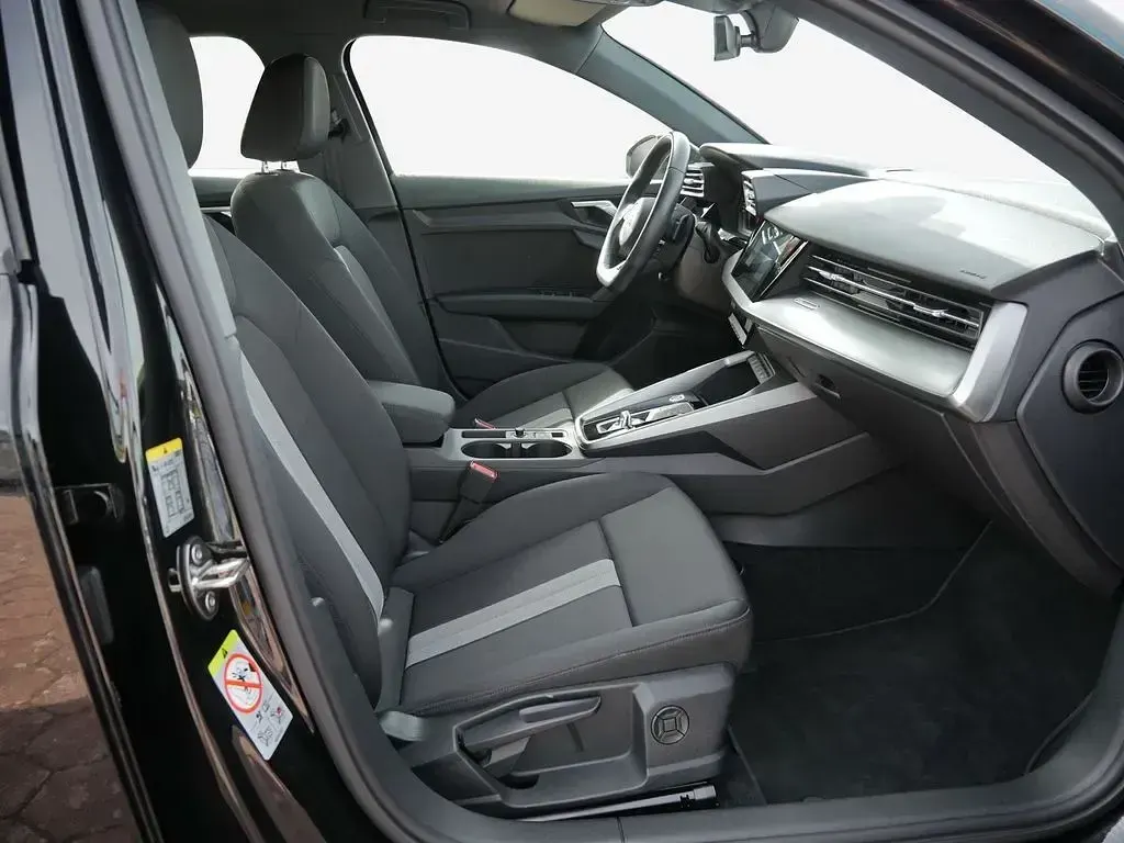 Gebraucht Audi A3 Advanced 150 PS (110 kW) 2022 Mythosschwarz metallic Limousine