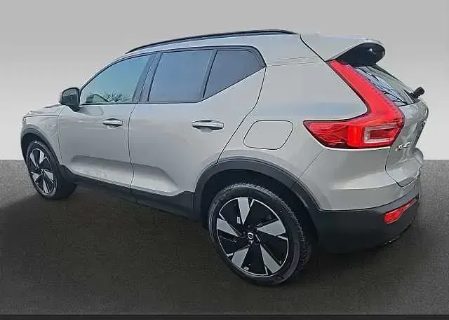Occasion Volvo XC40 Plus 185 kW (252 ch) 2024 Argent SUV
