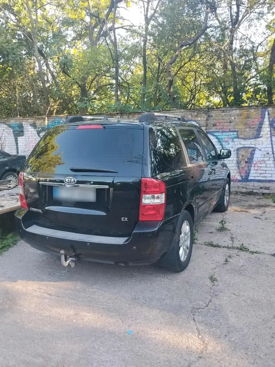 Gebraucht Kia Carnival 2009 Schwarz Van / Kleinbus